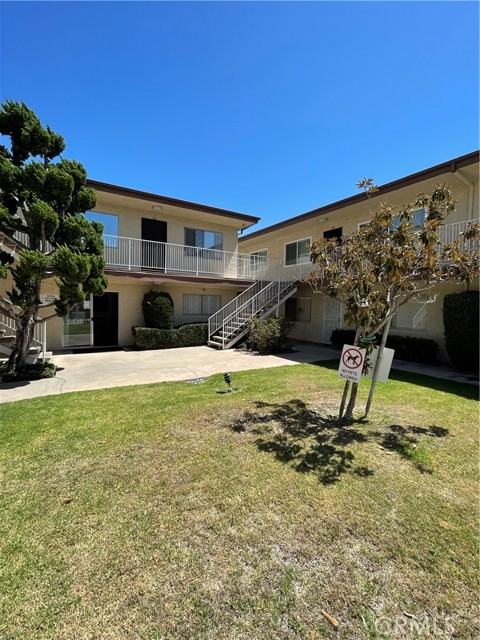 Detail Gallery Image 8 of 12 For 25925 Narbonne Ave #35,  Lomita,  CA 90717 - 2 Beds | 1 Baths