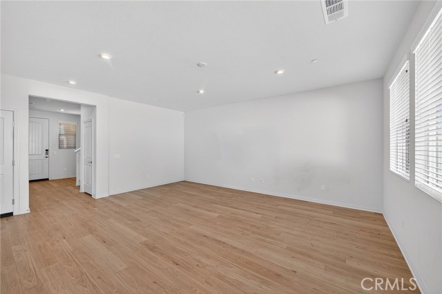 Detail Gallery Image 16 of 64 For 694 Dahlia, San Jacinto,  CA 92583 - 4 Beds | 2/1 Baths