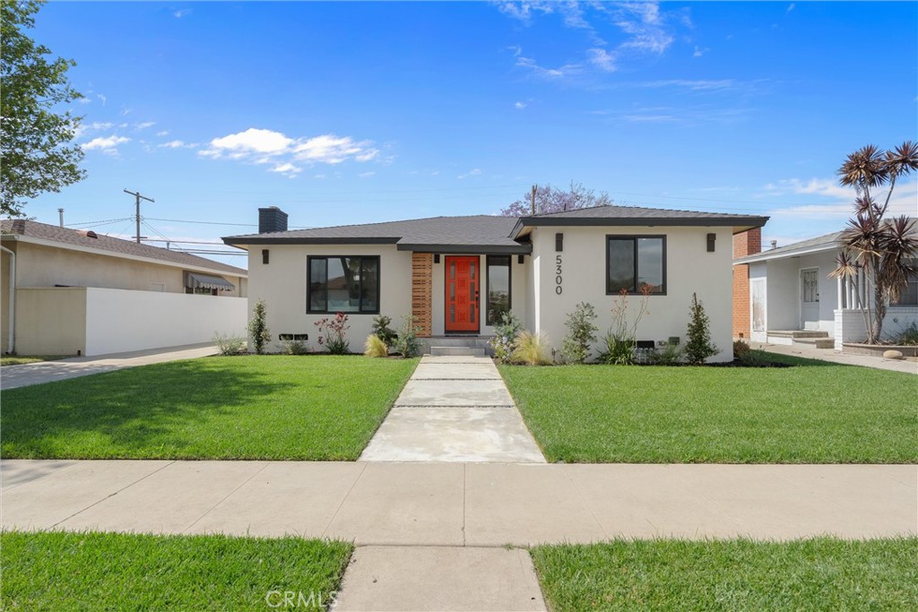 5300 E 28th