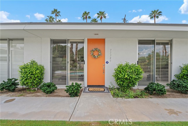 Detail Gallery Image 2 of 14 For 73345 Shadow Mountain Dr #4,  Palm Desert,  CA 92260 - 2 Beds | 2 Baths