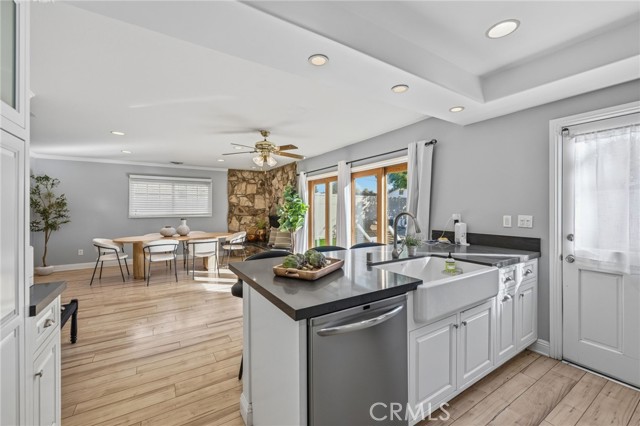 Detail Gallery Image 24 of 36 For 23010 Hartland, West Hills,  CA 91307 - 3 Beds | 2 Baths