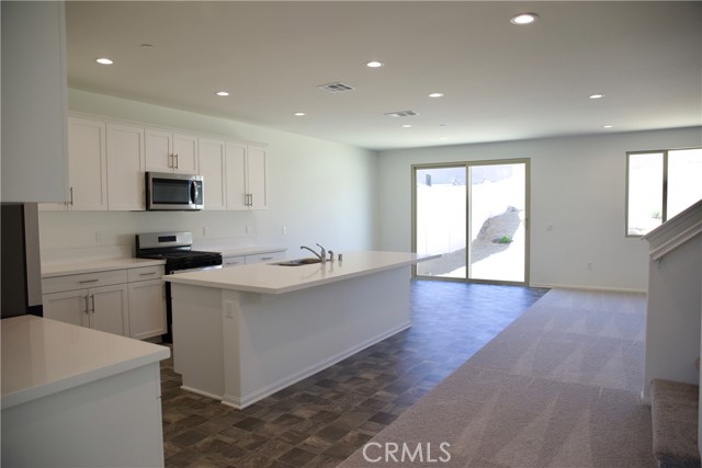Detail Gallery Image 4 of 24 For 25045 Mountain Violet, Menifee,  CA 92586 - 5 Beds | 3 Baths