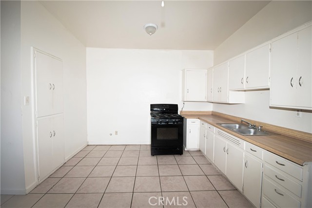 Detail Gallery Image 9 of 18 For 14960 7th St, Victorville,  CA 92395 - 2 Beds | 1 Baths