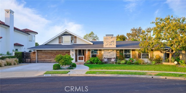 Detail Gallery Image 3 of 28 For 2000 Marlin Way, Newport Beach,  CA 92660 - 4 Beds | 3/1 Baths