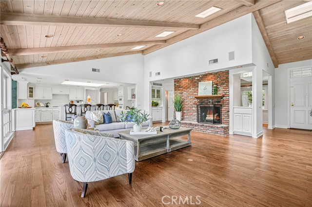 42 Empty Saddle Road, Rolling Hills Estates CA: https://media.crmls.org/medias/c8d930c6-e203-4b95-ae8f-99f257e4121a.jpg