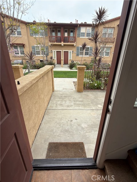 Detail Gallery Image 2 of 20 For 2682 Cabrillo, Torrance,  CA 90501 - 3 Beds | 3 Baths