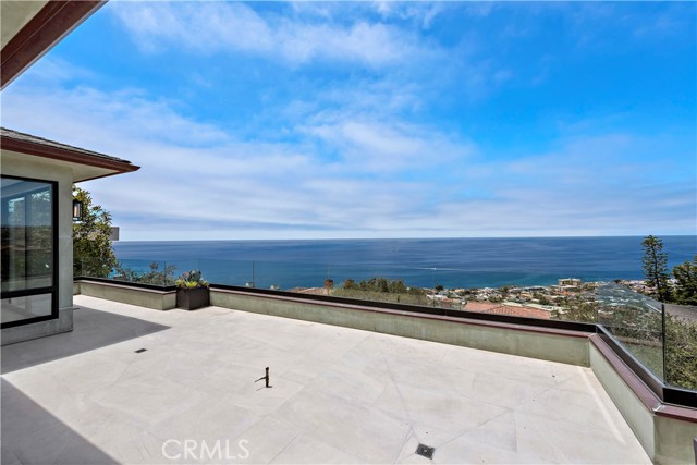 Detail Gallery Image 40 of 64 For 2340 Crestview Dr, Laguna Beach,  CA 92651 - 4 Beds | 5/1 Baths