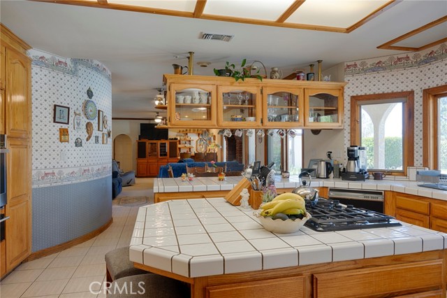 30240 Aliso Canyon Road, Acton CA: https://media.crmls.org/medias/c8dd27dd-ae61-442f-b905-6411cdc307b7.jpg