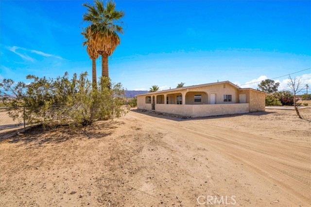Detail Gallery Image 2 of 60 For 4611 Oasis, Twentynine Palms,  CA 92277 - 2 Beds | 1 Baths