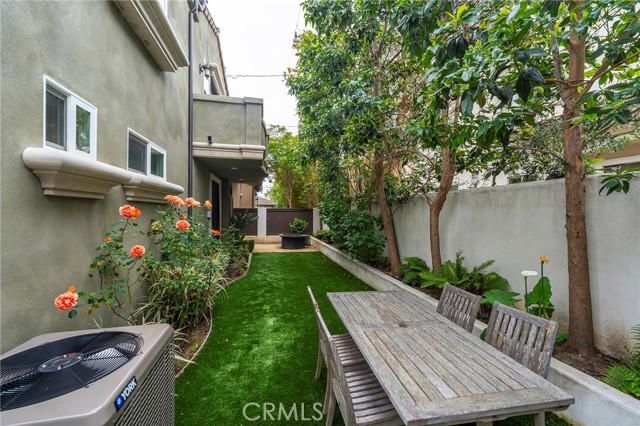 2224 Gates Avenue, Redondo Beach, California 90278, 4 Bedrooms Bedrooms, ,4 BathroomsBathrooms,Residential,For Sale,Gates,PV26076306