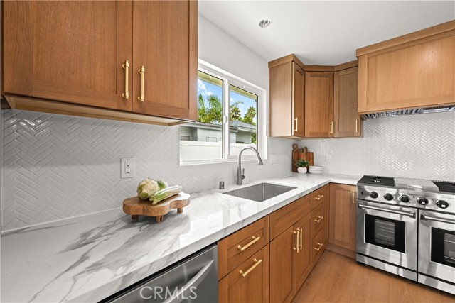Detail Gallery Image 2 of 44 For 33592 Bremerton St, Dana Point,  CA 92629 - 3 Beds | 2 Baths