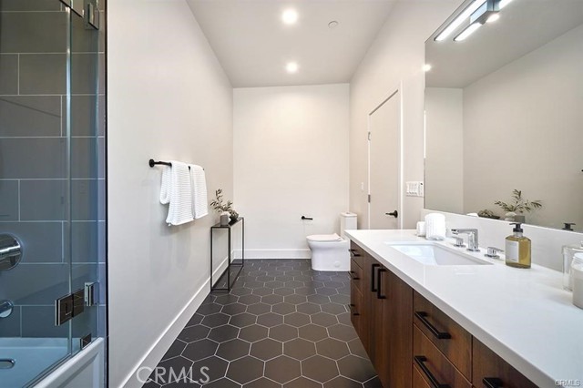 Detail Gallery Image 23 of 29 For 206 N Moore Ave a,  Monterey Park,  CA 91754 - 3 Beds | 3/1 Baths