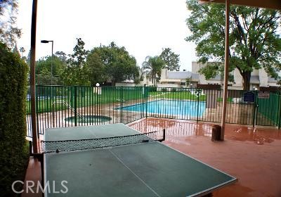 Detail Gallery Image 15 of 19 For 21015 Gresham, Canoga Park,  CA 91304 - 3 Beds | 2/1 Baths