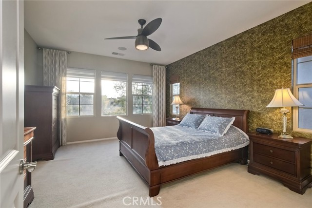 Detail Gallery Image 4 of 43 For 2076 Blue Oak Ln, Vista,  CA 92084 - 3 Beds | 2/1 Baths