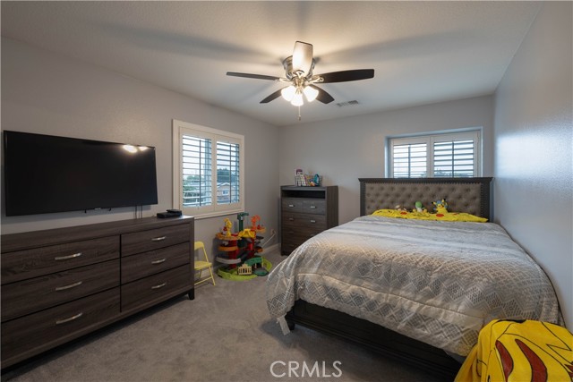 Detail Gallery Image 17 of 20 For 6103 Michelson St, Lakewood,  CA 90713 - 6 Beds | 4 Baths