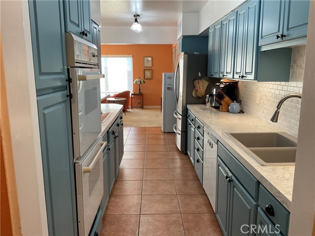 2620 2nd Avenue, San Diego CA: https://media.crmls.org/medias/c8e1104c-890e-43d6-b451-be2a4622e298.jpg