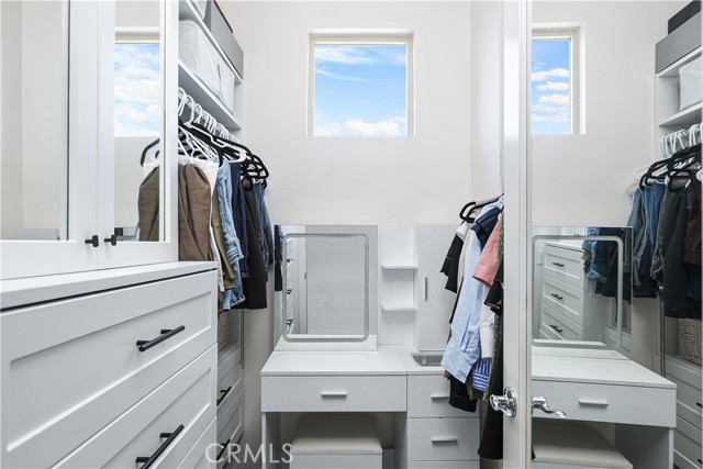 55 Fuchsia, Lake Forest CA: https://media.crmls.org/medias/c8e1a0bc-3aa6-4c1f-845e-18956e3c9ceb.jpg