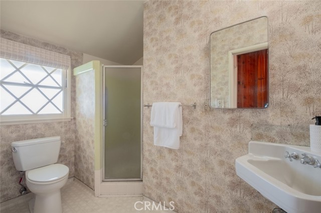 Image 22 of 45 For 1902 Greenville Drive