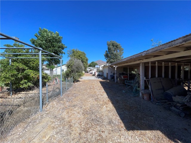 4488 Hillside Avenue, Norco CA: https://media.crmls.org/medias/c8e2272c-1d6d-48df-bef9-44724d1ef32d.jpg