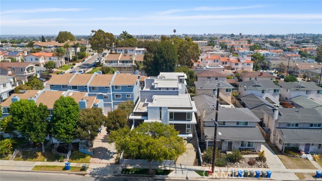 2306 Aviation Boulevard, Redondo Beach, California 90278, 4 Bedrooms Bedrooms, ,5 BathroomsBathrooms,Residential,Sold,Aviation,PV21200474
