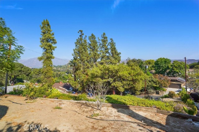 Detail Gallery Image 27 of 33 For 10557 Mahoney Dr, Shadow Hills,  CA 91040 - 3 Beds | 2 Baths