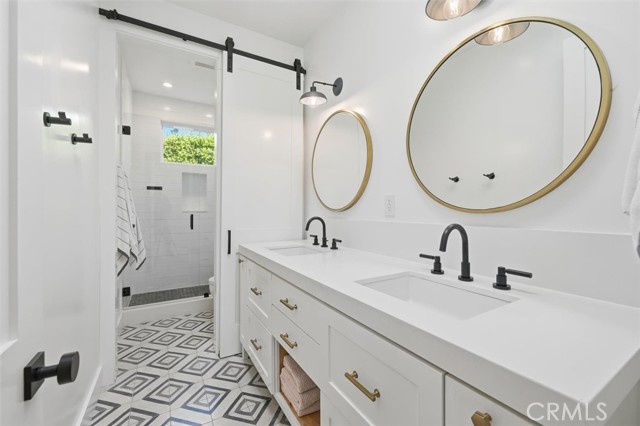 Detail Gallery Image 25 of 38 For 2848 Carob, Newport Beach,  CA 92660 - 5 Beds | 4/1 Baths