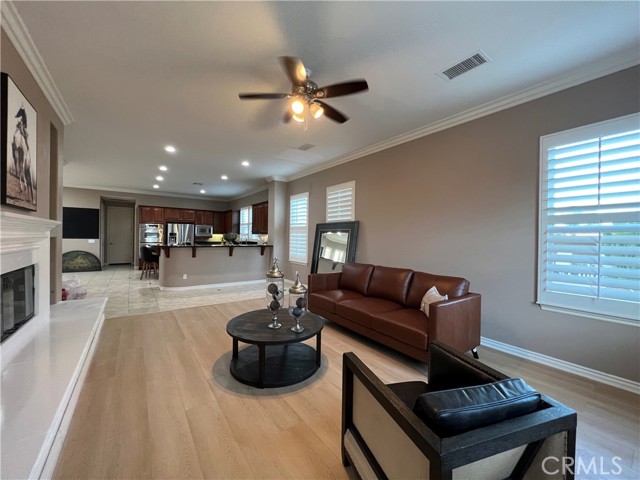 Detail Gallery Image 41 of 75 For 3795 Peregrine Cir, Corona,  CA 92881 - 5 Beds | 4/1 Baths