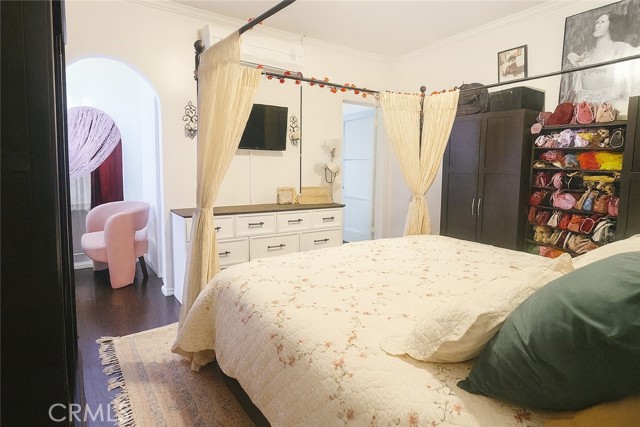 4522 Saint Elmo Drive, Los Angeles CA: https://media.crmls.org/medias/c8e5d8ab-8f09-4219-bfda-8c582edff9f8.jpg
