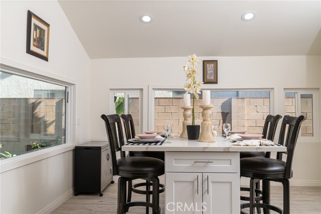 Detail Gallery Image 19 of 70 For 10660 Melvin Ave, Porter Ranch,  CA 91326 - 5 Beds | 3/1 Baths