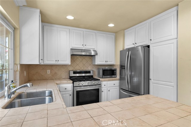 Detail Gallery Image 9 of 28 For 1725 Aspen Village Way, West Covina,  CA 91791 - 3 Beds | 2 Baths