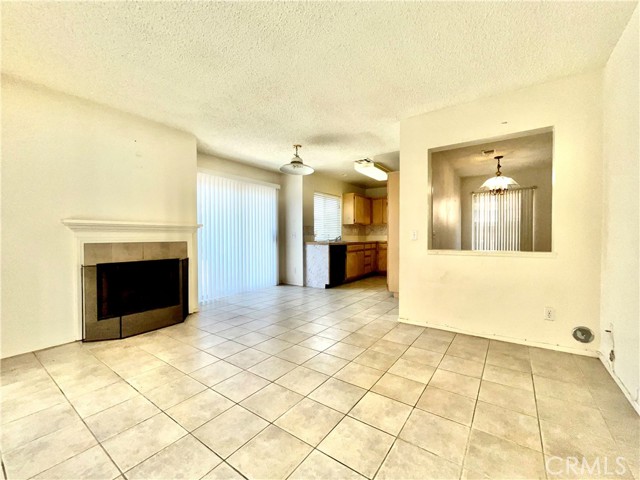 Detail Gallery Image 10 of 30 For 516 Dusty Ln, Perris,  CA 92571 - 3 Beds | 2/1 Baths