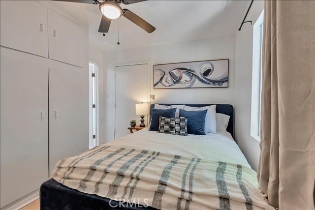 518 E Lime, Monrovia CA: https://media.crmls.org/medias/c8e6d26b-0a40-4ddf-ae92-23ba5724a3ef.jpg