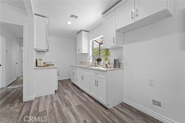 Detail Gallery Image 5 of 34 For 1123 Coronel St, San Fernando,  CA 91340 - 4 Beds | 3 Baths