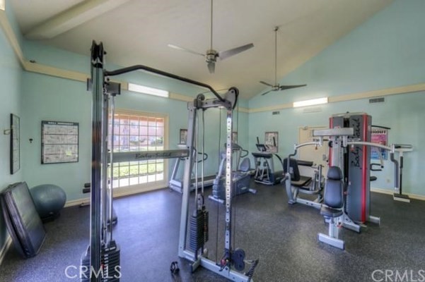 Detail Gallery Image 10 of 12 For 6600 Warner Ave #248,  Huntington Beach,  CA 92647 - 1 Beds | 1 Baths