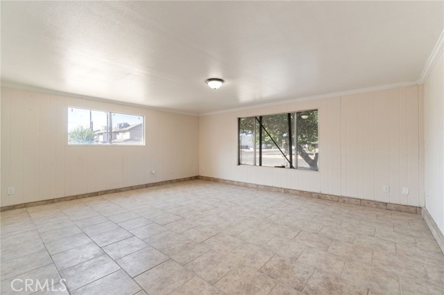 Detail Gallery Image 19 of 39 For 2738 S Fairway Ct, Visalia,  CA 93277 - 3 Beds | 2/1 Baths