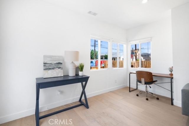 MLS #WS25253863 image #15