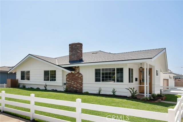 3 Bed Home for Sale in Hawthorne, California