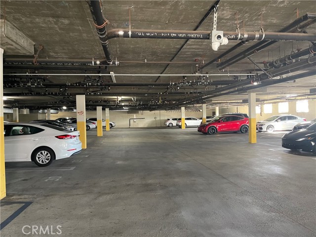 Detail Gallery Image 36 of 37 For 6800 Corbin Ave #308,  Reseda,  CA 91335 - 2 Beds | 2 Baths