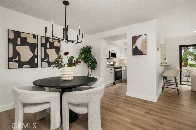 Detail Gallery Image 4 of 25 For 5000 S Centinela Ave #243,  Los Angeles,  CA 90066 - 1 Beds | 1 Baths