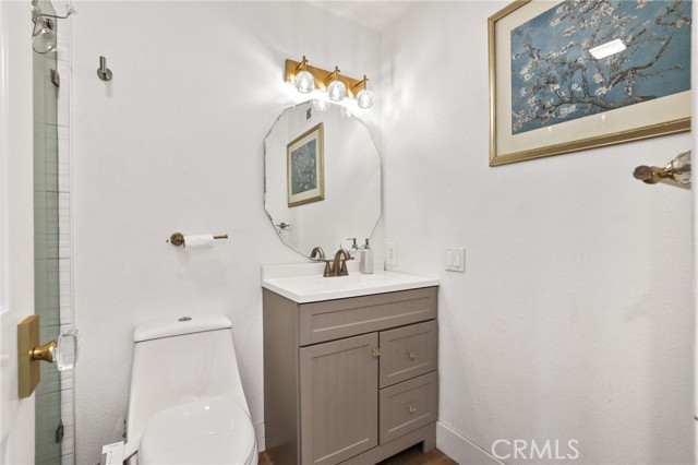Detail Gallery Image 17 of 35 For 114 Corsica Dr, Newport Beach,  CA 92660 - 2 Beds | 1/1 Baths