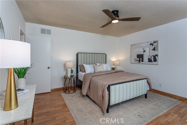 Detail Gallery Image 16 of 31 For 7727 via Capri, Burbank,  CA 91504 - 3 Beds | 3 Baths