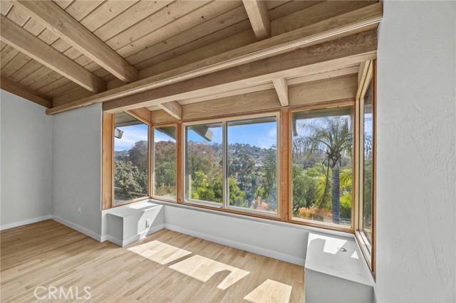 4 Woodhaven, Laguna Niguel CA: https://media.crmls.org/medias/c8ecae9d-cfdd-49c5-bcfc-c9a194f1b338.jpg