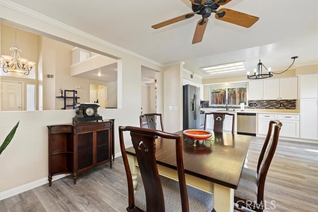 31710 Corte Esparza, Temecula CA: https://media.crmls.org/medias/c8efd78b-92db-42f0-bd21-2b93eb5057ec.jpg