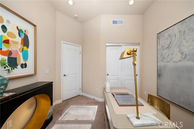 Detail Gallery Image 21 of 25 For 431 N Los Robles, Pasadena,  CA 91101 - 3 Beds | 2/1 Baths