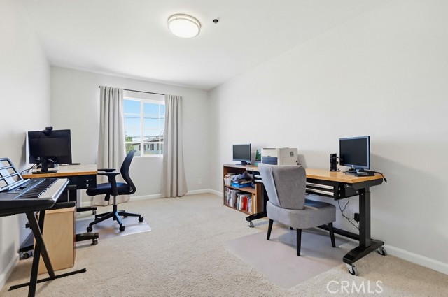 Detail Gallery Image 18 of 26 For 915 Carob Way #3,  Montebello,  CA 90640 - 3 Beds | 2 Baths