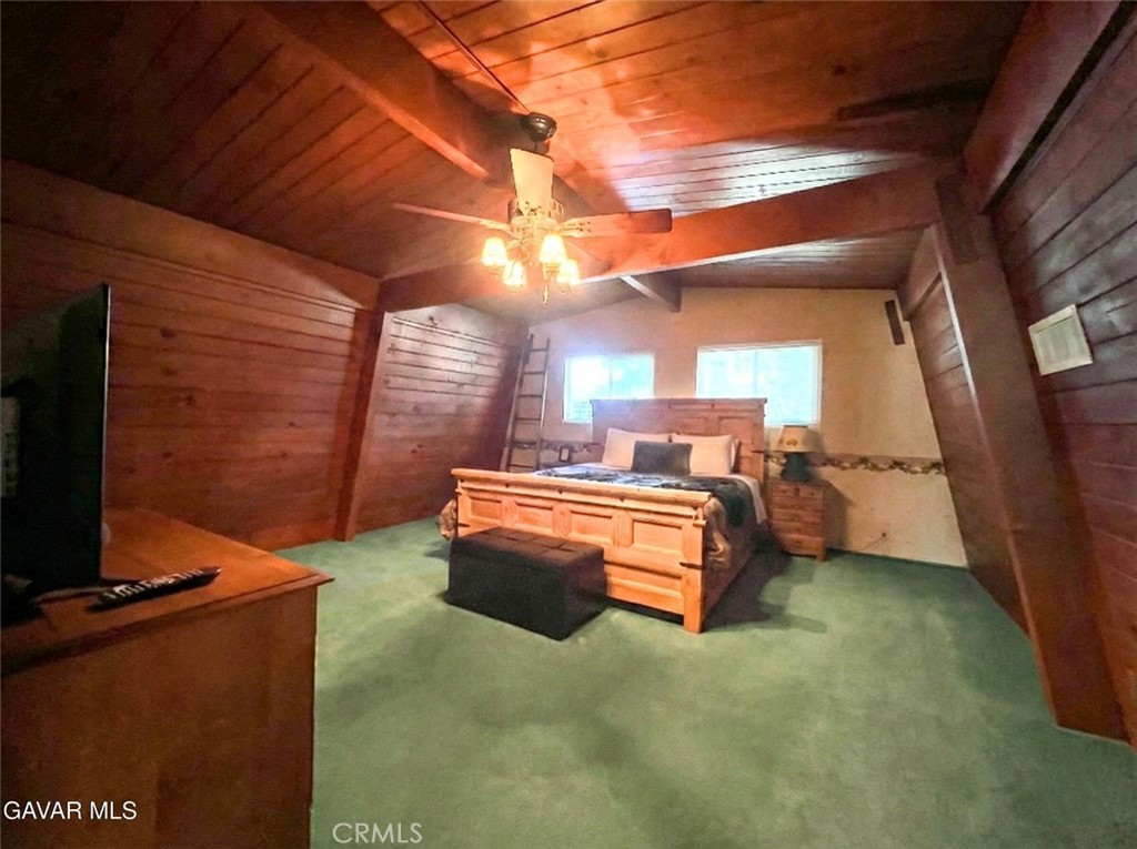https://media.crmls.org/medias/c8f1b2c1-eec3-4d44-a7e1-7b47ba2bcf94.jpg?preset=X-Large