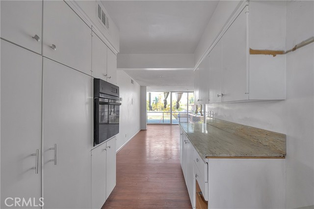 Detail Gallery Image 16 of 40 For 6979 Palm Ct, Riverside,  CA 92506 - 2 Beds | 2 Baths