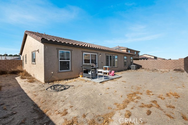 Detail Gallery Image 25 of 39 For 12965 Rocky Trail Way, Victorville,  CA 92395 - 3 Beds | 2 Baths