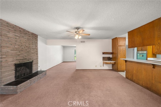 641 Casa Blanca Drive, Fullerton CA: https://media.crmls.org/medias/c8f2e00e-5dc3-480e-ae24-815029502174.jpg
