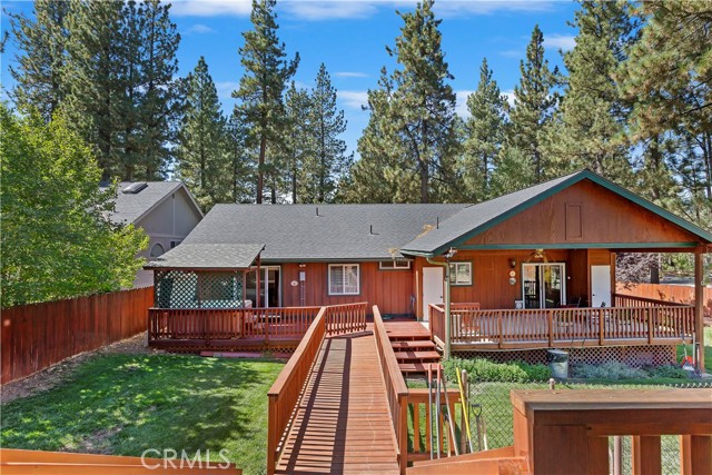 Detail Gallery Image 32 of 40 For 199 Pinecrest Dr, Big Bear Lake,  CA 92315 - 5 Beds | 4 Baths